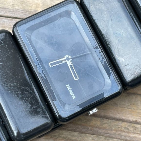 Nixon Women Watch Black Tone Analog Ladies Wrist Watch THE VEGA AS IS - Picture 5 of 13